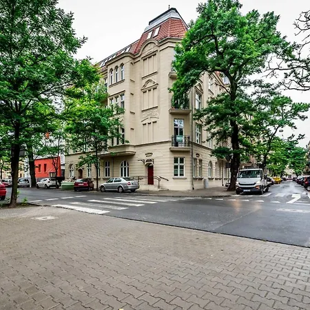 Rent Like - Gasiorowskich 8 *